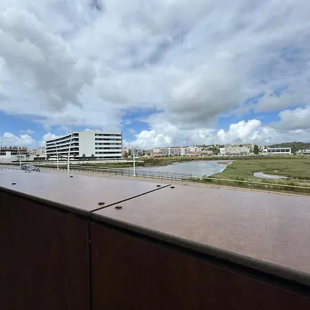 Marina Ii, Junto A Agua Da Premiada Marina De Апартаменты Лагуш