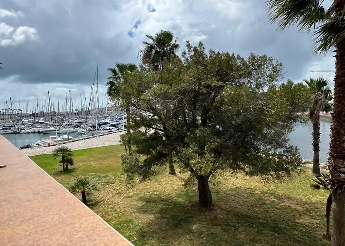 Marina Ii, Junto A Agua Da Premiada Marina De Apartament *