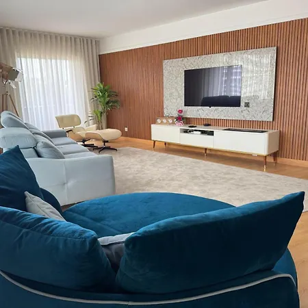 Marina Ii, Junto A Agua Da Premiada Marina De