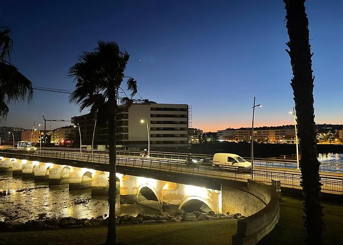 Marina Ii, Junto à água Da Premiada Marina De *