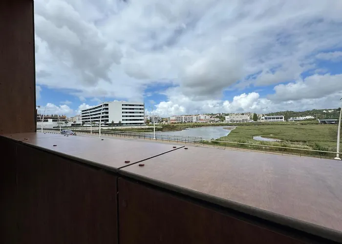 Marina Ii, Junto à água Da Premiada Marina De Apartamento Lagos